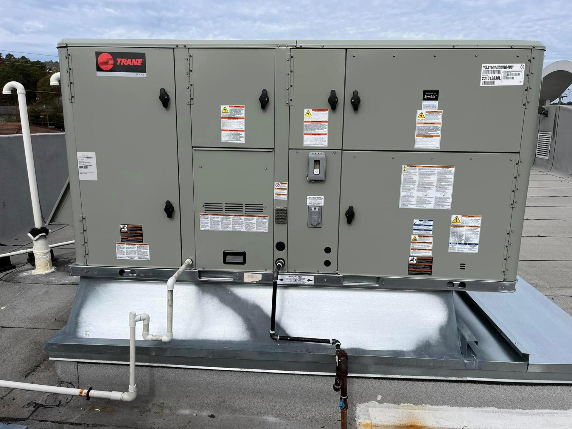 Commercial HVAC rooftop unit